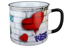 Gilde 44309 Keramik Tasse Streetart "Love" Ca. 390ml -Beliebter Spielzeugladen 44309 1 2
