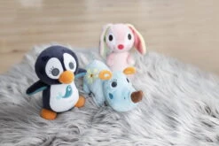 Nici 46570 Wombitombi Schmusetier 3D Nashorn Manuffi 20cm My First Nici -Beliebter Spielzeugladen 46572 06 46570 46571 Milieu 2048x1365