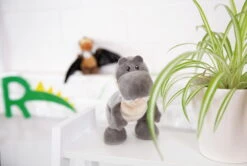 Nici 48807 Dinosaurier Tony-Rex 17cm Stehend Plüsch Kuscheltier Dino T-Rex GREEN -Beliebter Spielzeugladen 48807 13 Milieu 2048x1373